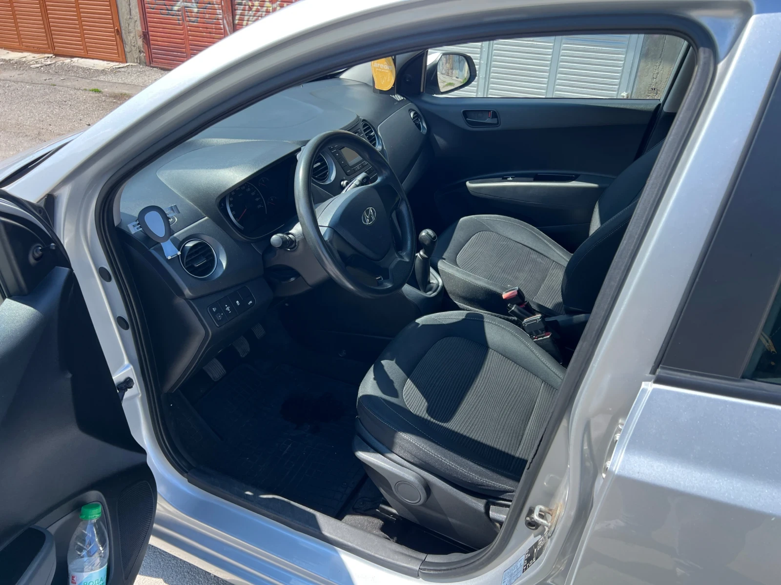 Hyundai I10, снимка 8 - Автомобили и джипове - 54248400