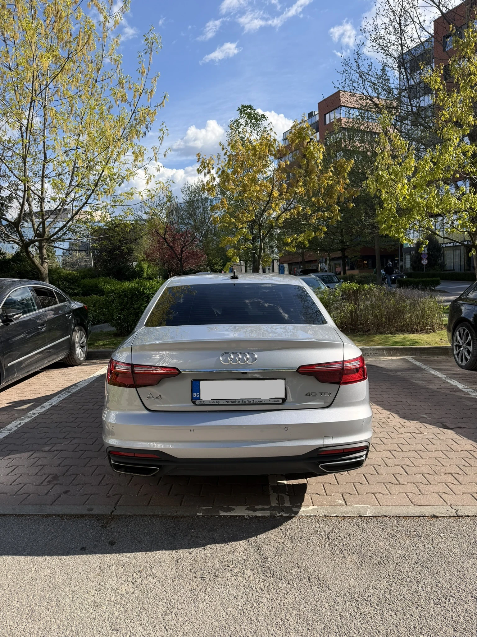Audi A4 40 TDI S tronic, снимка 4 - Автомобили и джипове - 54451364