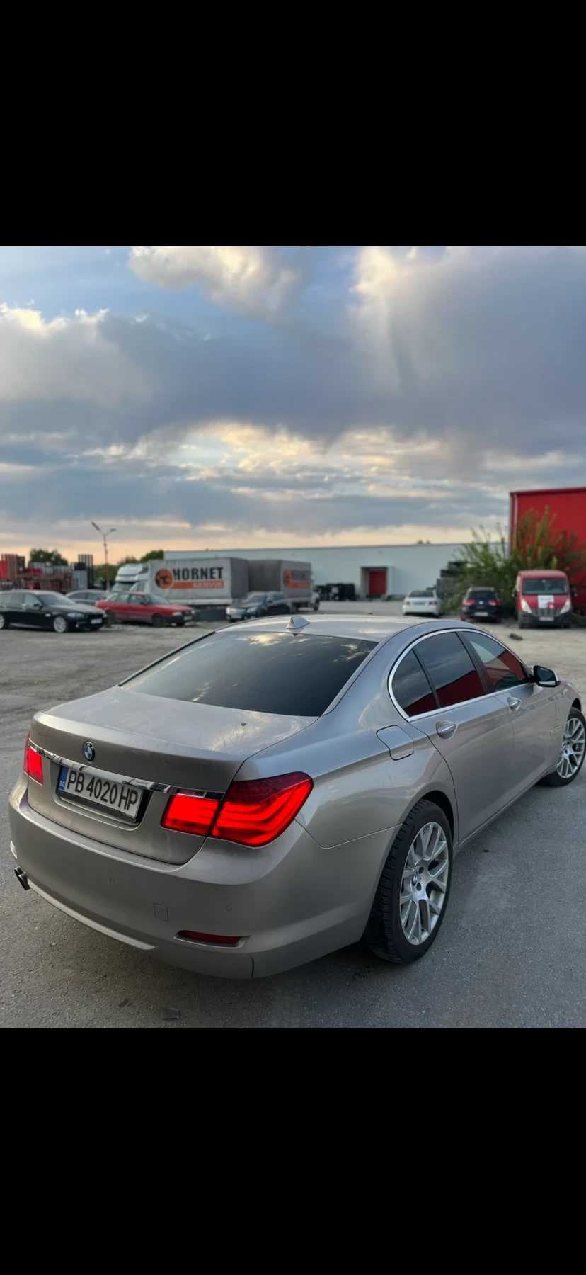BMW 730 Топ състояние, снимка 3 - Автомобили и джипове - 54498045
