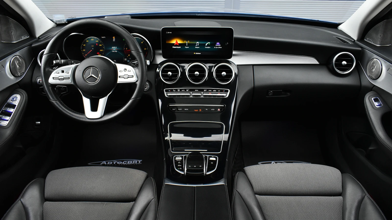 Mercedes-Benz C 220 d T AMG Line 4MATIC, снимка 8 - Автомобили и джипове - 54595368