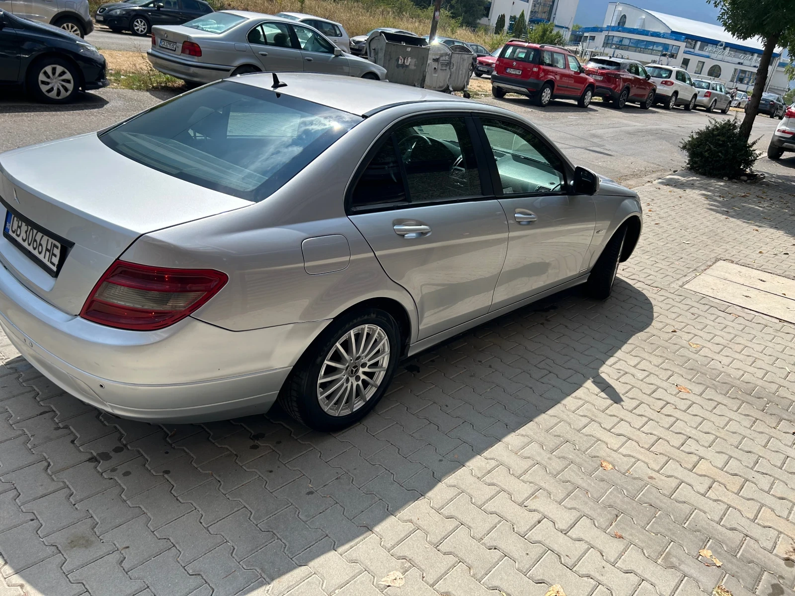 Mercedes-Benz C 220, снимка 4 - Автомобили и джипове - 54599849