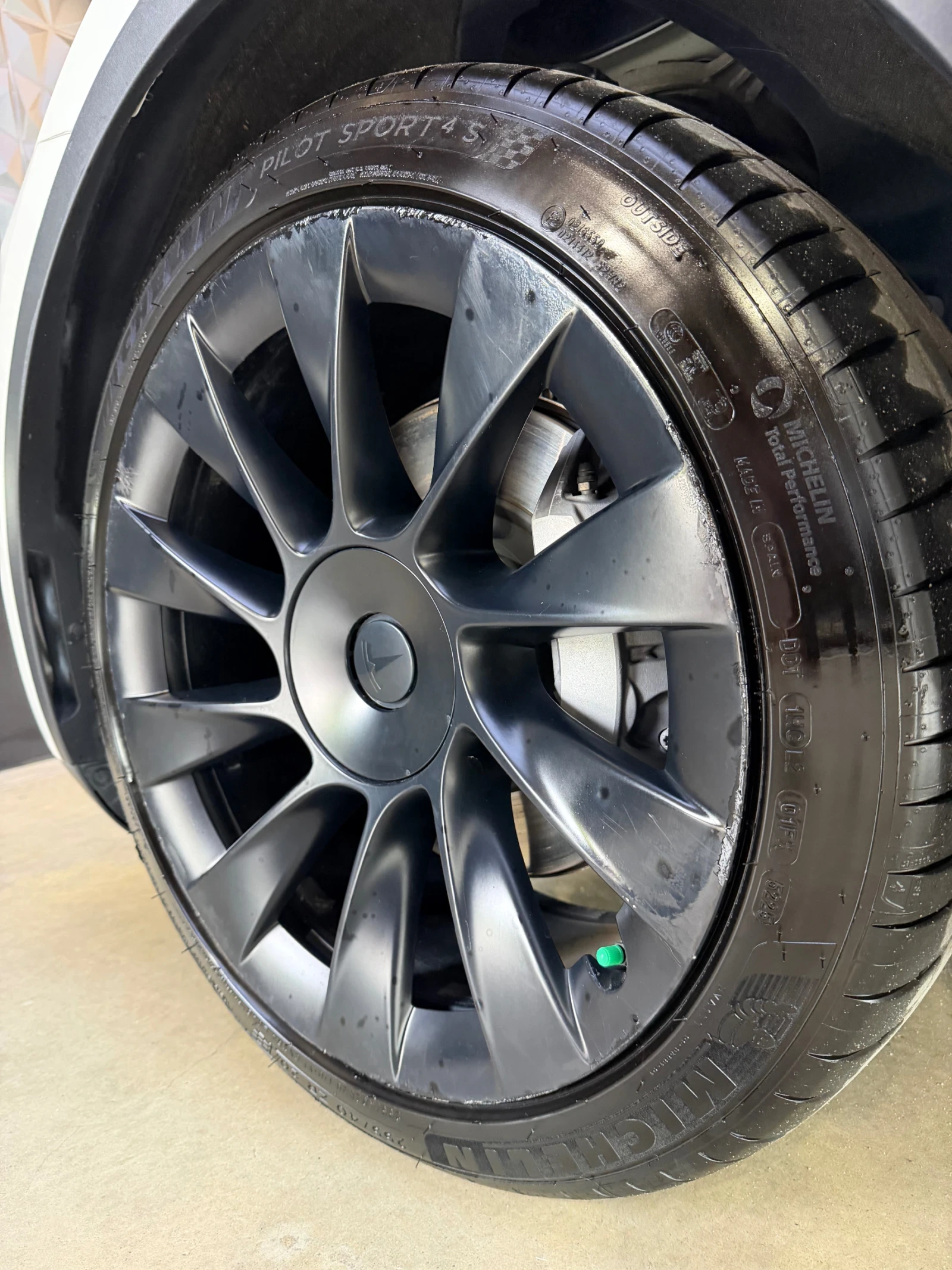 Tesla Model Y LONG RANGE * DUALMOTOR * 78.1 KW * , снимка 14 - Автомобили и джипове - 54809546