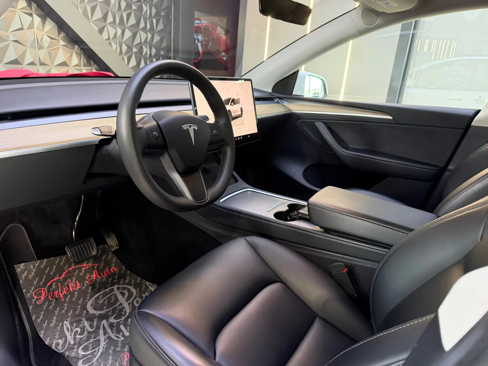 Tesla Model Y LONG RANGE * DUALMOTOR * 78.1 KW * , снимка 7 - Автомобили и джипове - 54809546