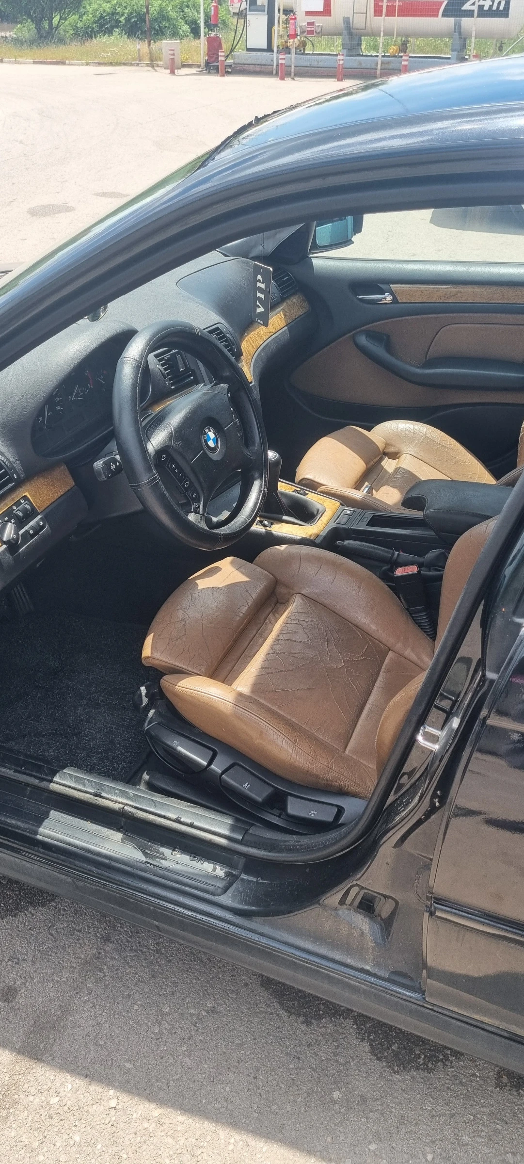 BMW 320, снимка 3 - Автомобили и джипове - 54998923