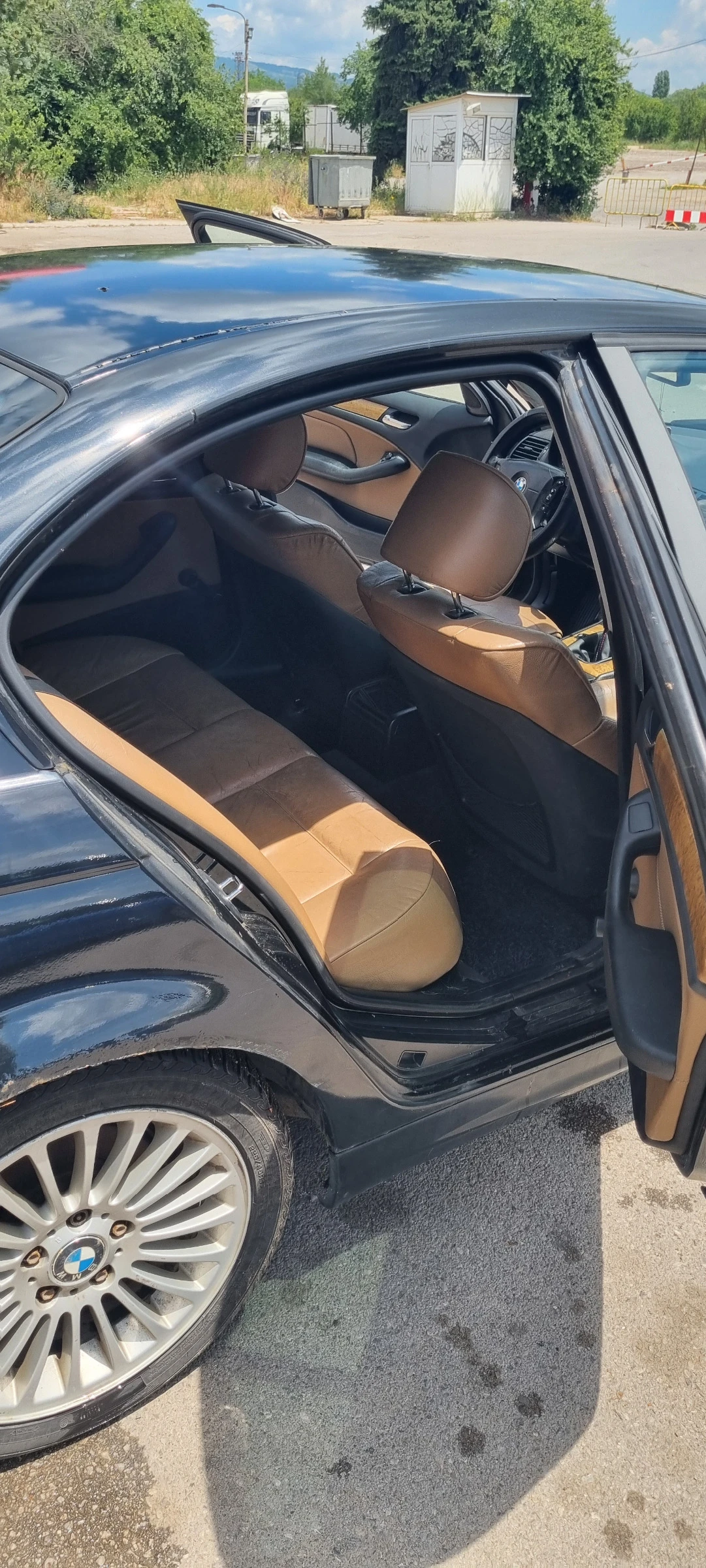 BMW 320, снимка 7 - Автомобили и джипове - 54998923