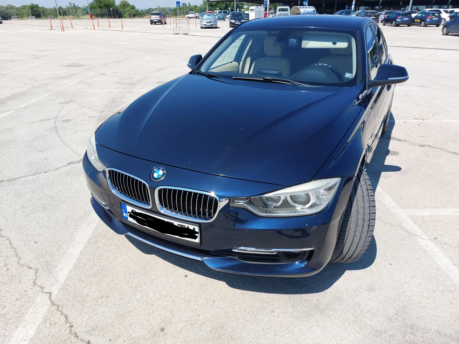 BMW 318 F 30