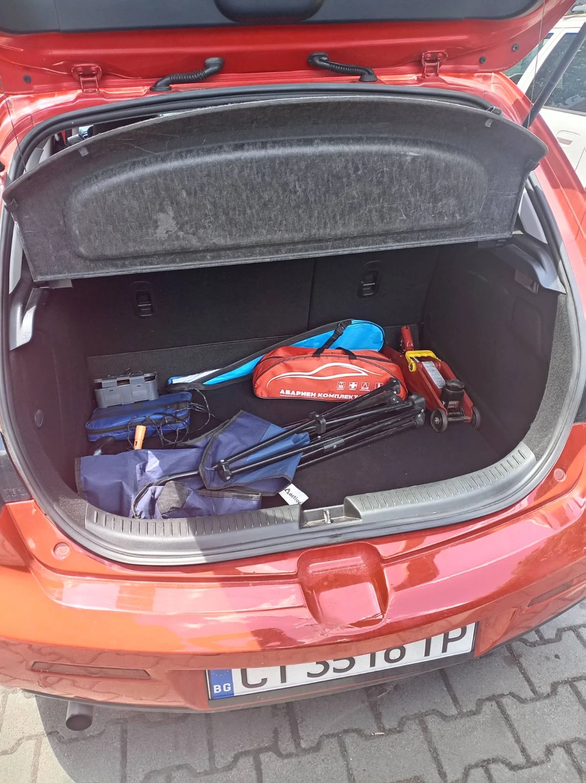 Mazda 3 1.6, снимка 12 - Автомобили и джипове - 55669613