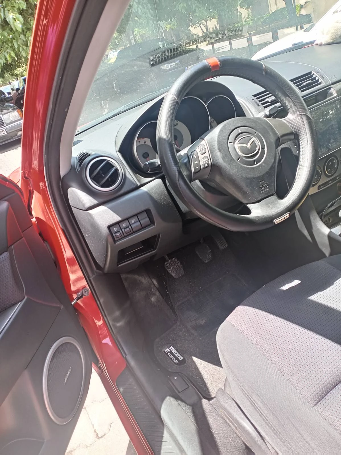 Mazda 3 1.6, снимка 7 - Автомобили и джипове - 55669613