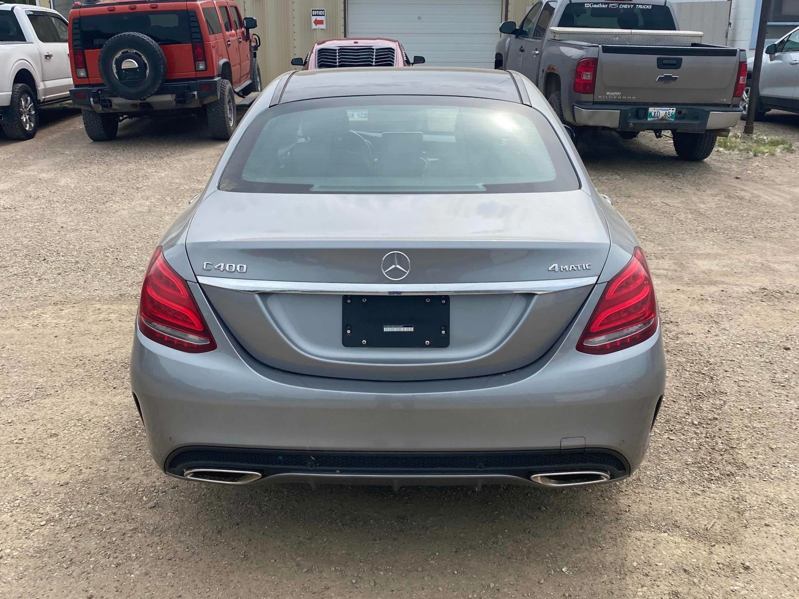 Mercedes-Benz C 400 AMG * * CARFAX * * АВТО КРЕДИТ * * , снимка 5 - Автомобили и джипове - 55328184