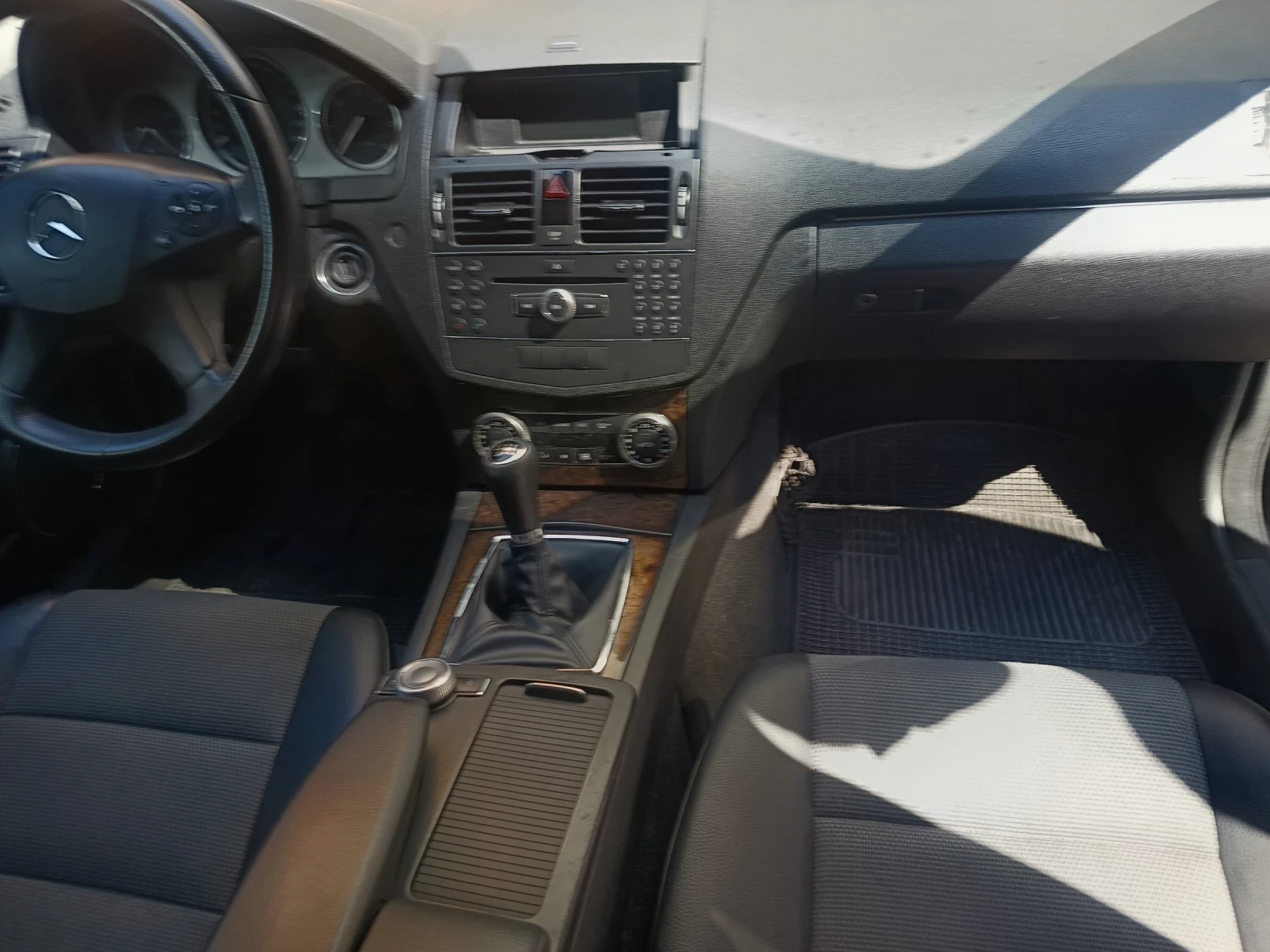 Mercedes-Benz C 220 Регистриран, 646, снимка 5 - Автомобили и джипове - 55719375
