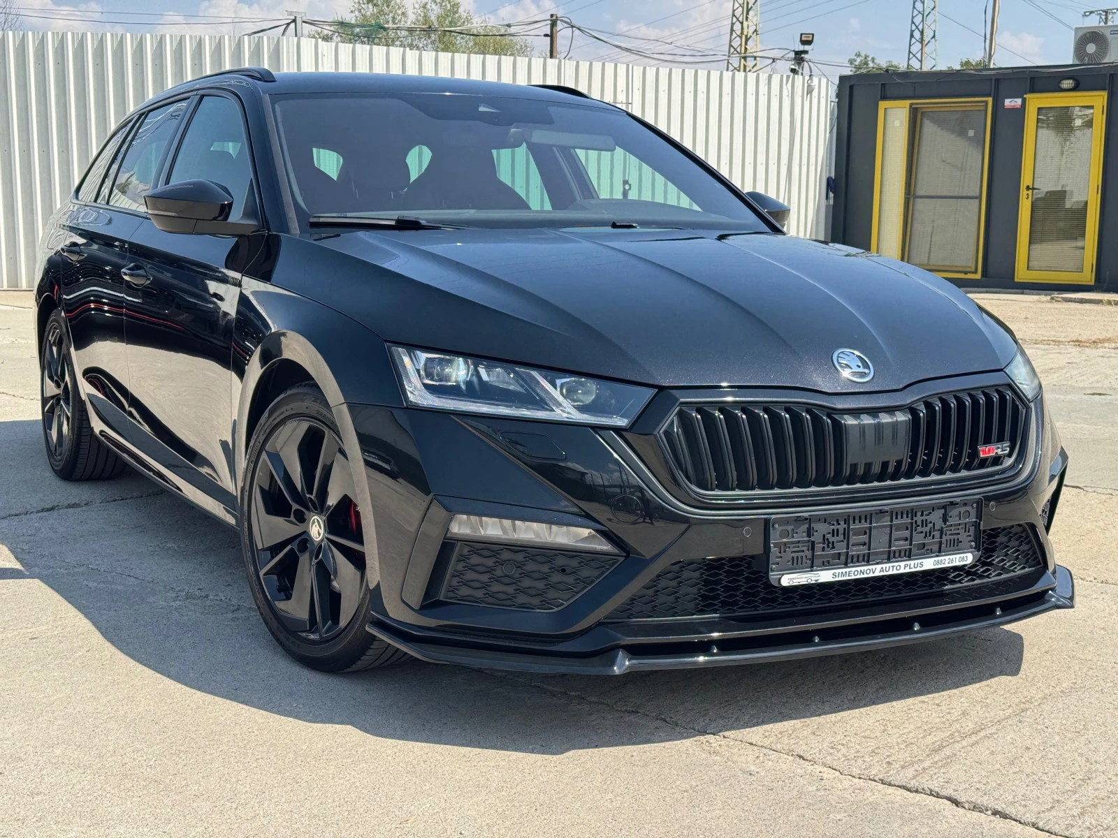 Skoda Octavia VRS-Plus 2.0d/DSG SHADOW АЛКАНТАРА ПАМЕТ МАСАЖ ТОП