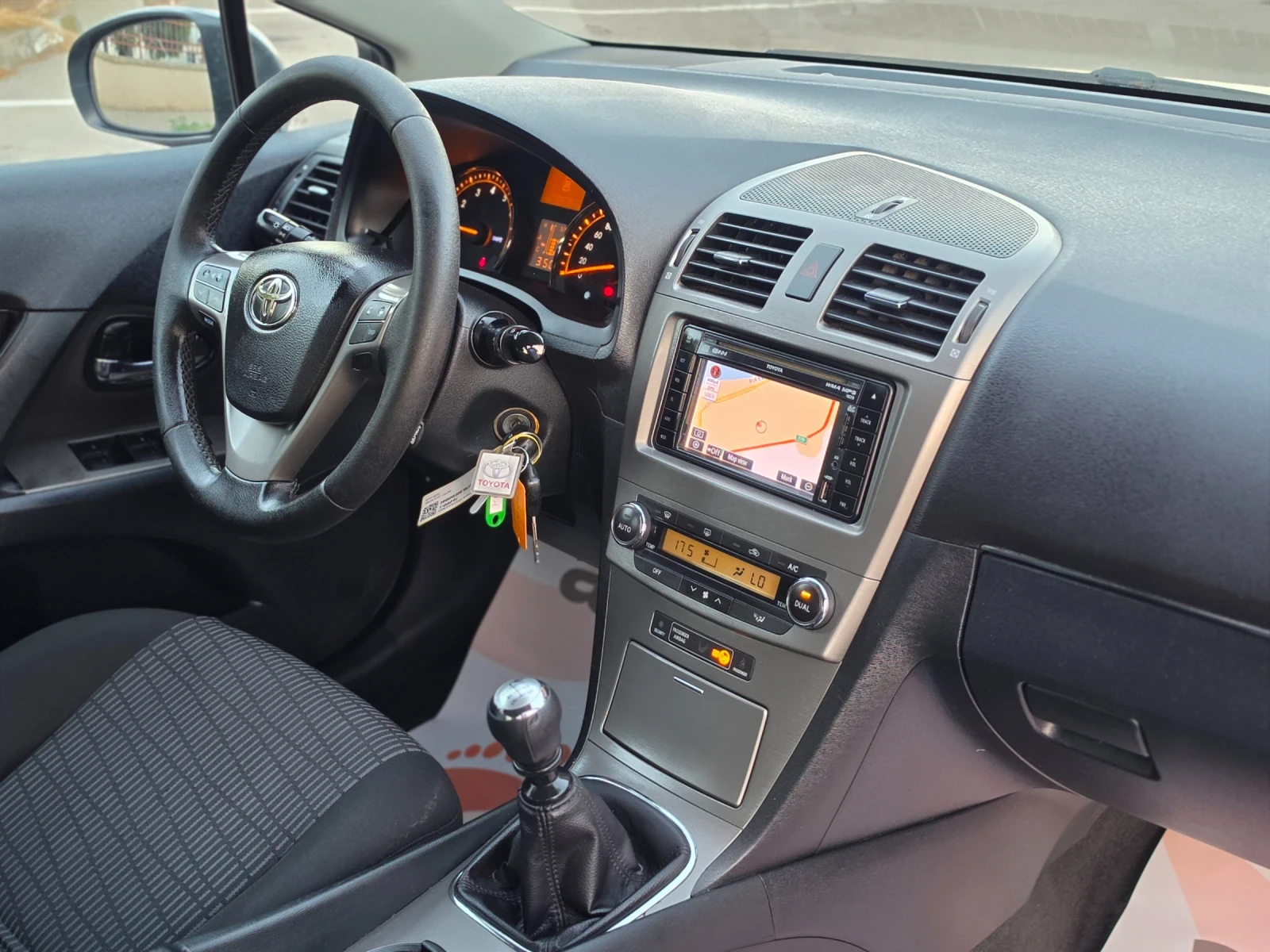 Toyota Avensis 1.8i 147hp * ����������� * ���� * ������ * ������  | Mobile.bg � ����������� 13
