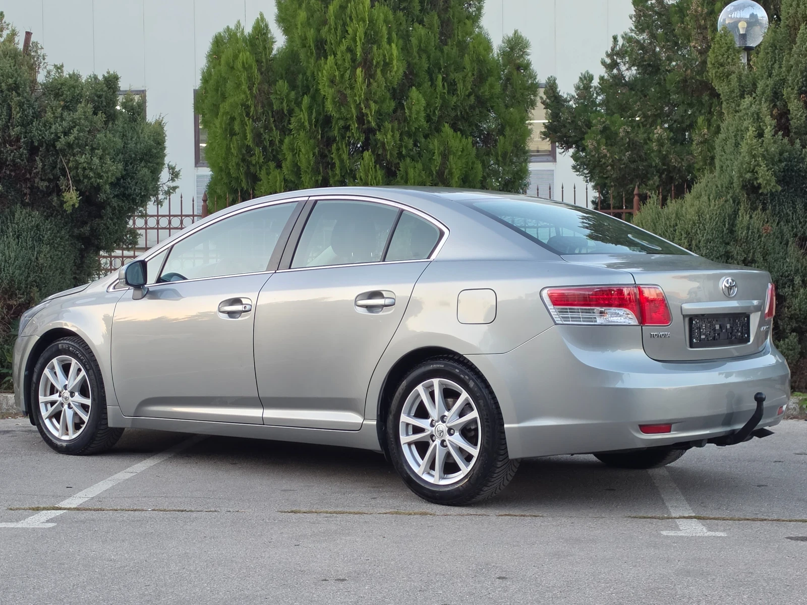 Toyota Avensis 1.8i 147hp * ����������� * ���� * ������ * ������  | Mobile.bg � ����������� 8