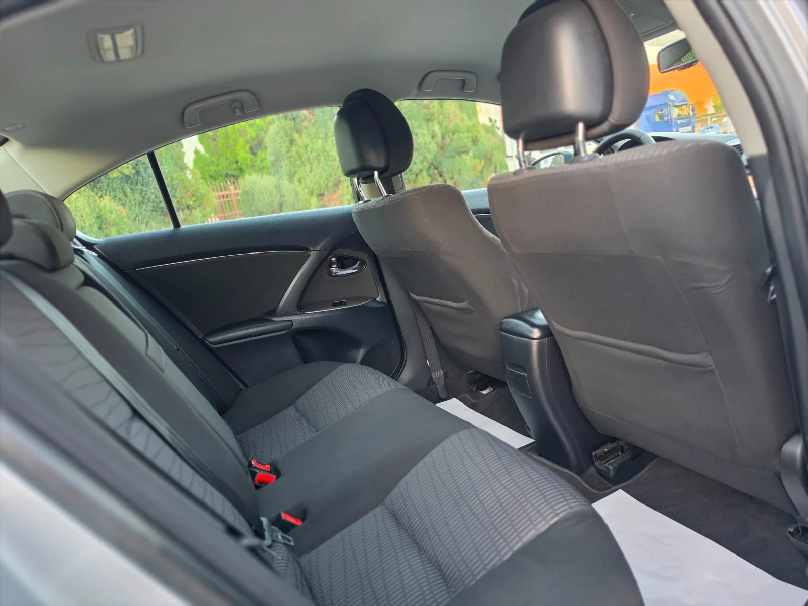 Toyota Avensis 1.8i 147hp * ����������� * ���� * ������ * ������  | Mobile.bg � ����������� 15