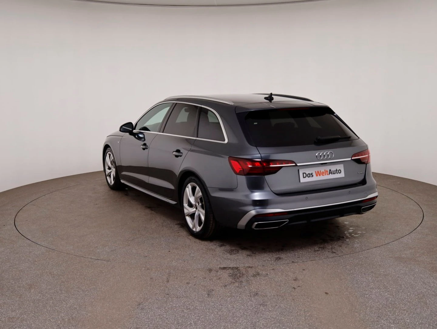 Audi A4, снимка 3 - Автомобили и джипове - 56536222
