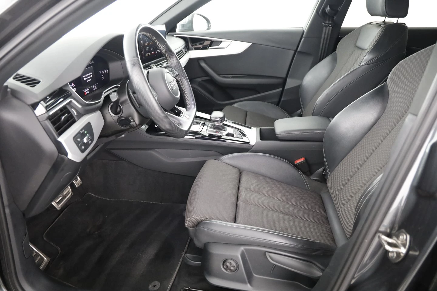 Audi A4, снимка 7 - Автомобили и джипове - 56536222