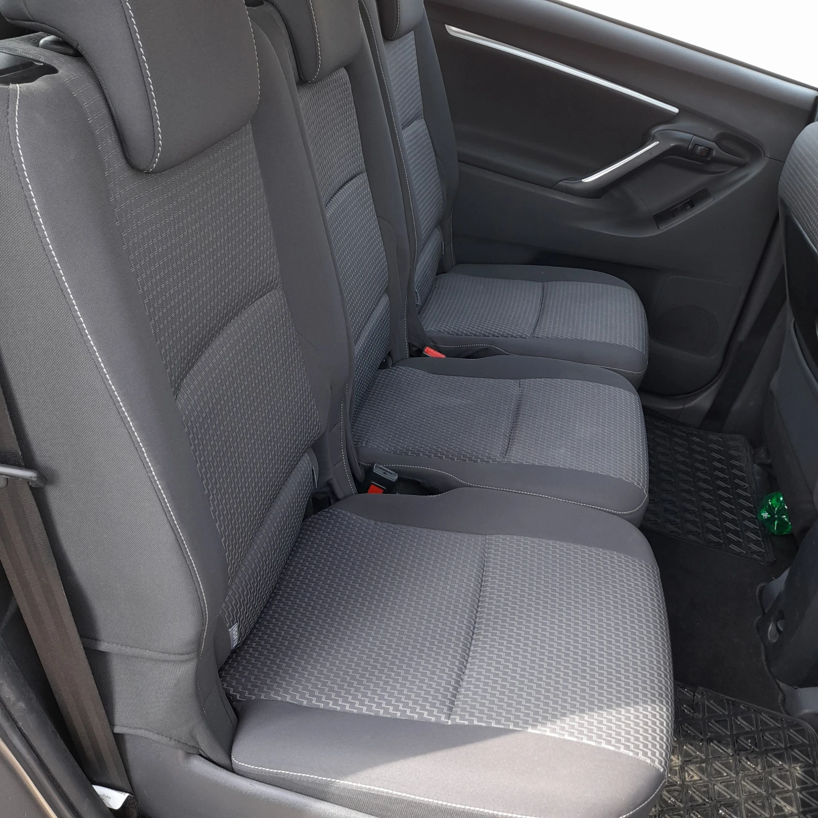 Toyota Verso, снимка 7 - Автомобили и джипове - 56339290