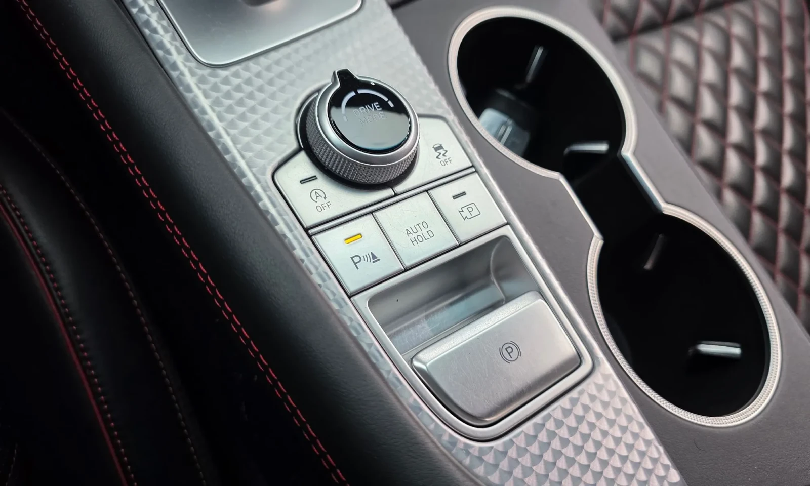 Genesis G70 2.0T AWD | 360 CAM* �������* ���������*  | Mobile.bg � ����������� 13