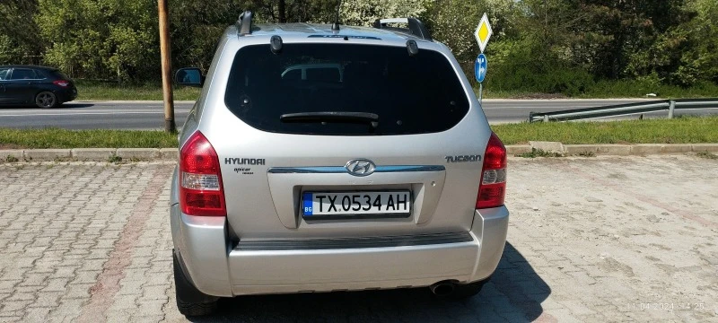 Hyundai Tucson, снимка 3 - Автомобили и джипове - 49034058