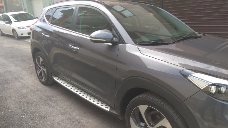 Hyundai Tucson, снимка 2 - Автомобили и джипове - 47514569