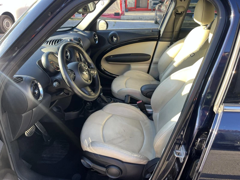 Mini Countryman 2.0 SD, снимка 12 - Автомобили и джипове - 52234501