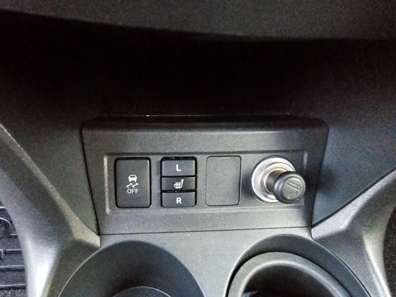 Toyota Rav4 2.2 D 150kc  Navi , снимка 13 - Автомобили и джипове - 52727538