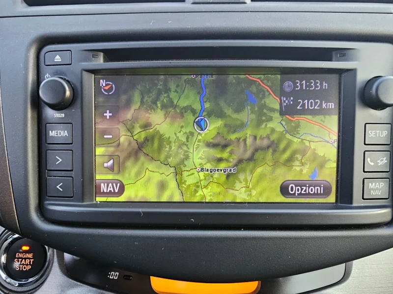 Toyota Rav4 2.2 D 150kc  Navi , снимка 14 - Автомобили и джипове - 52727538