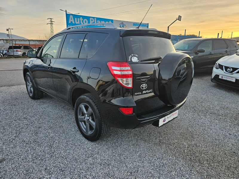 Toyota Rav4 2.2 D 150kc  Navi , снимка 4 - Автомобили и джипове - 52727538
