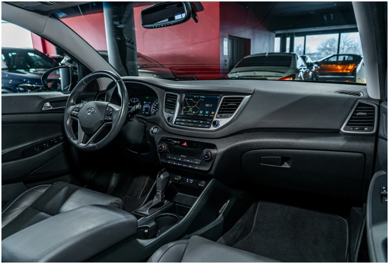 Hyundai Tucson Premium* AWD, снимка 14 - Автомобили и джипове - 53034381