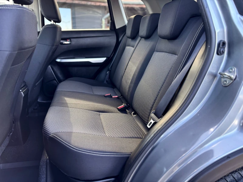 Suzuki Vitara 1.6 4x4, снимка 13 - Автомобили и джипове - 53507287