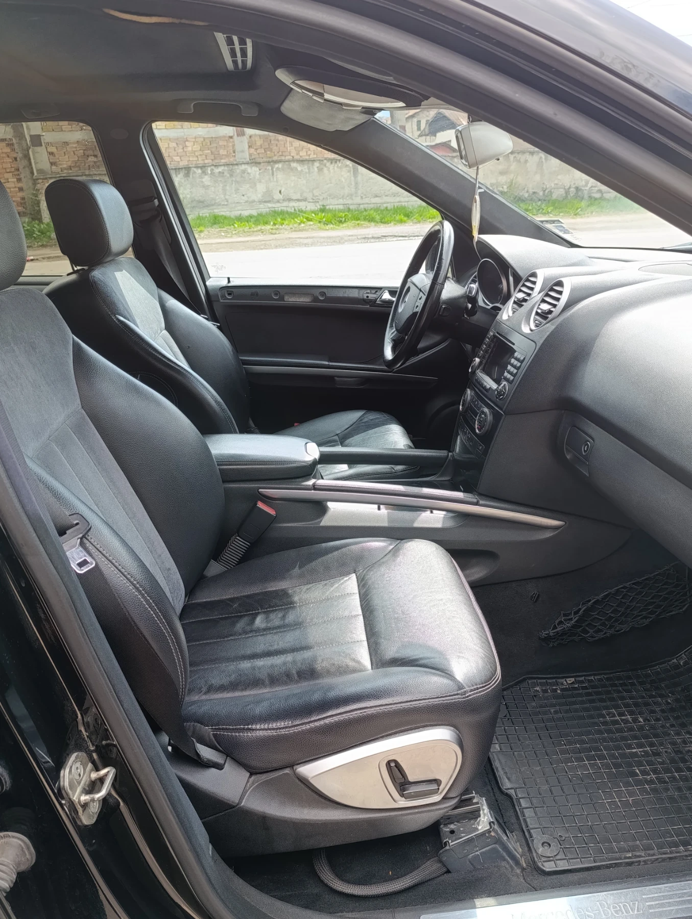 Mercedes-Benz ML 320 W164 - изображение 10