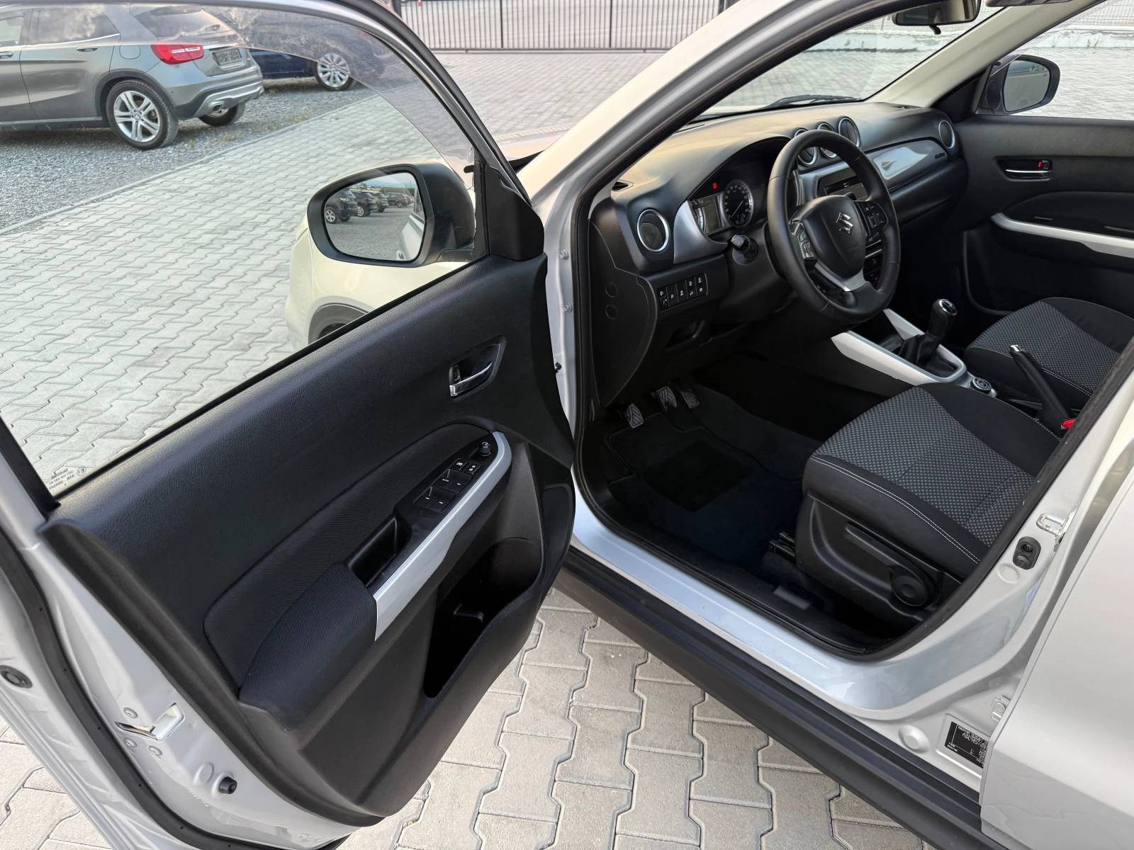 Suzuki Vitara 1.6i 4x4 120 ks   !!! | Mobile.bg   11