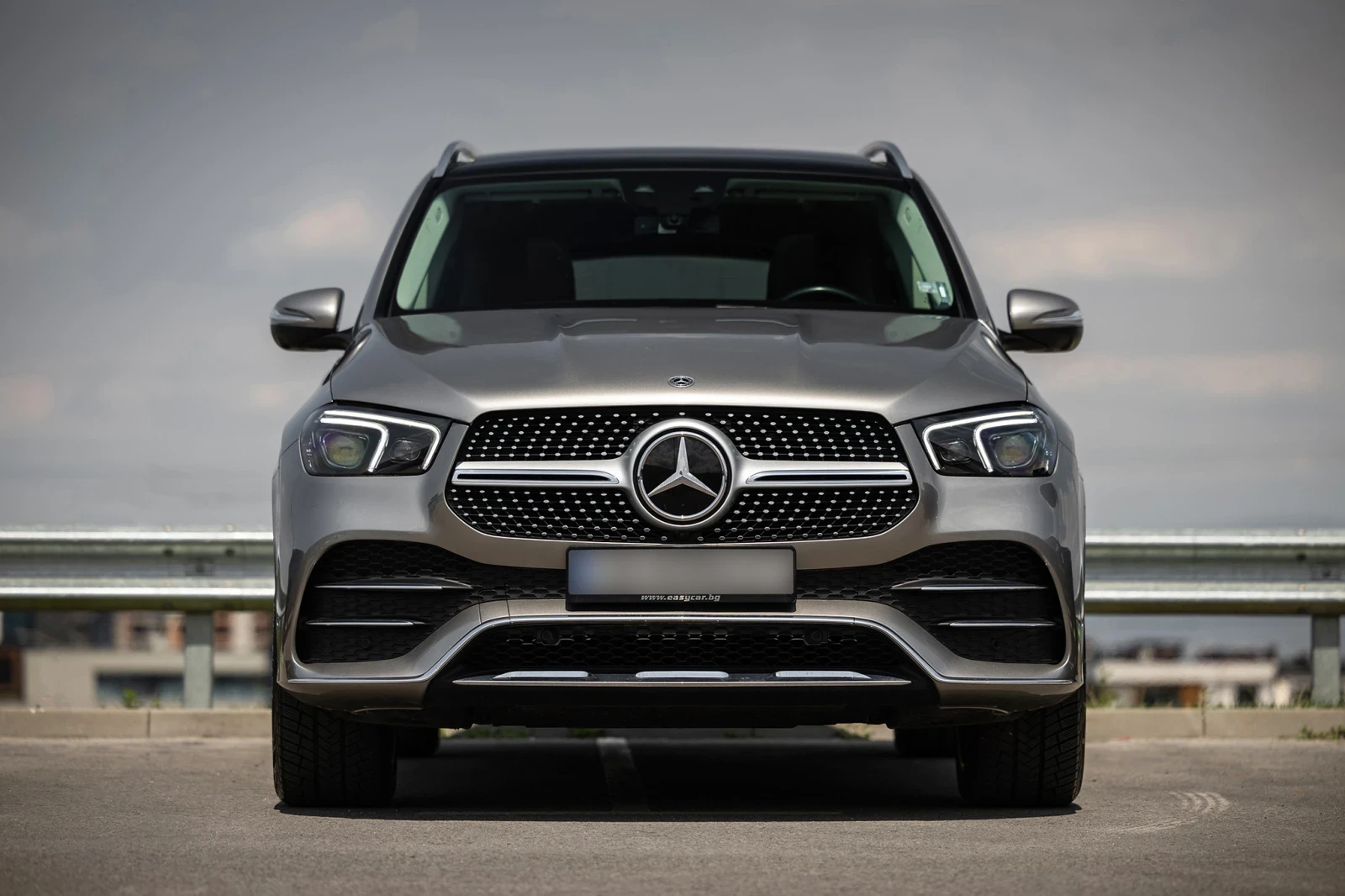 Mercedes-Benz GLE 350 4 MATIC/BURMESTER/AMG/KEYLESS/PANO/360 - изображение 8