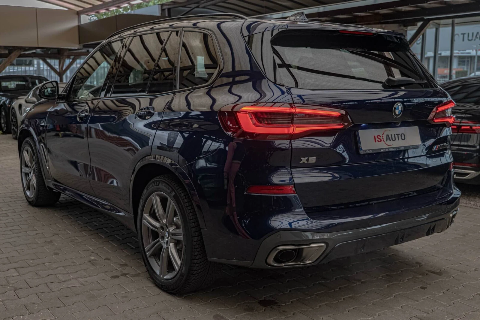 BMW X5 M50D/Swarovski/Bowers & Wilkins Diamond/Sky Lounge - изображение 6