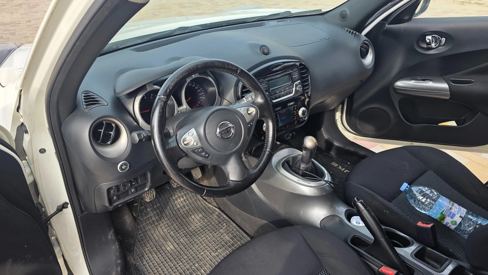 Nissan Juke 1.6i gaz, снимка 15 - Автомобили и джипове - 53840430