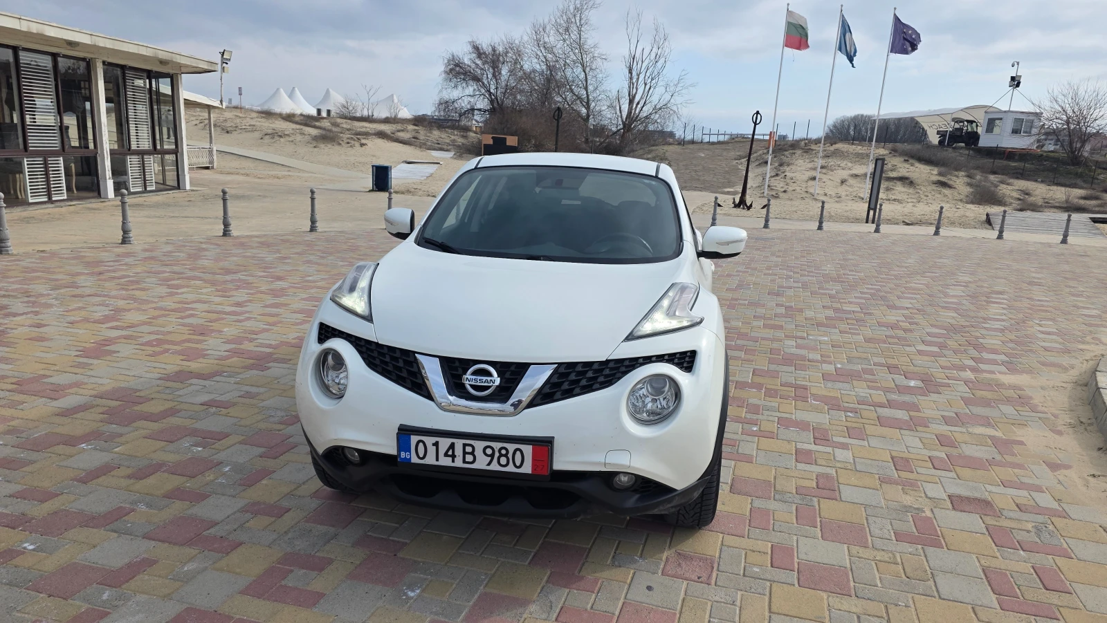 Nissan Juke 1.6i gaz, снимка 3 - Автомобили и джипове - 53840430