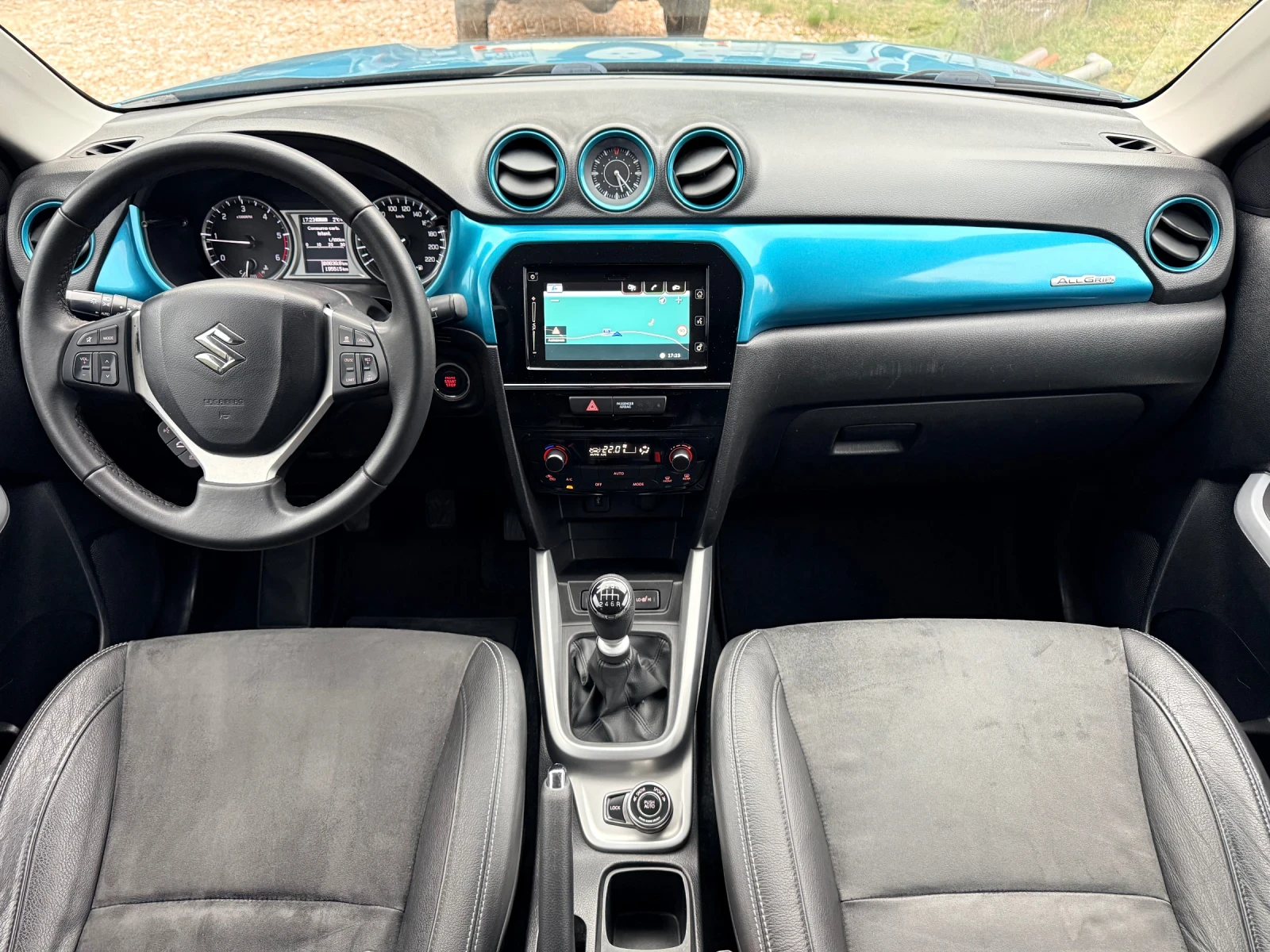 Suzuki Vitara 4x4* LED* КОЖА* ДИСТР* РЕАЛНИ КМ* KeyLess* EURO6B*, снимка 9 - Автомобили и джипове - 54209648