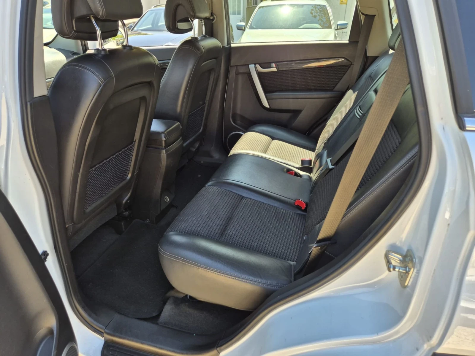 Chevrolet Captiva 2.2D 163к.с 6скорости , снимка 12 - Автомобили и джипове - 54415912