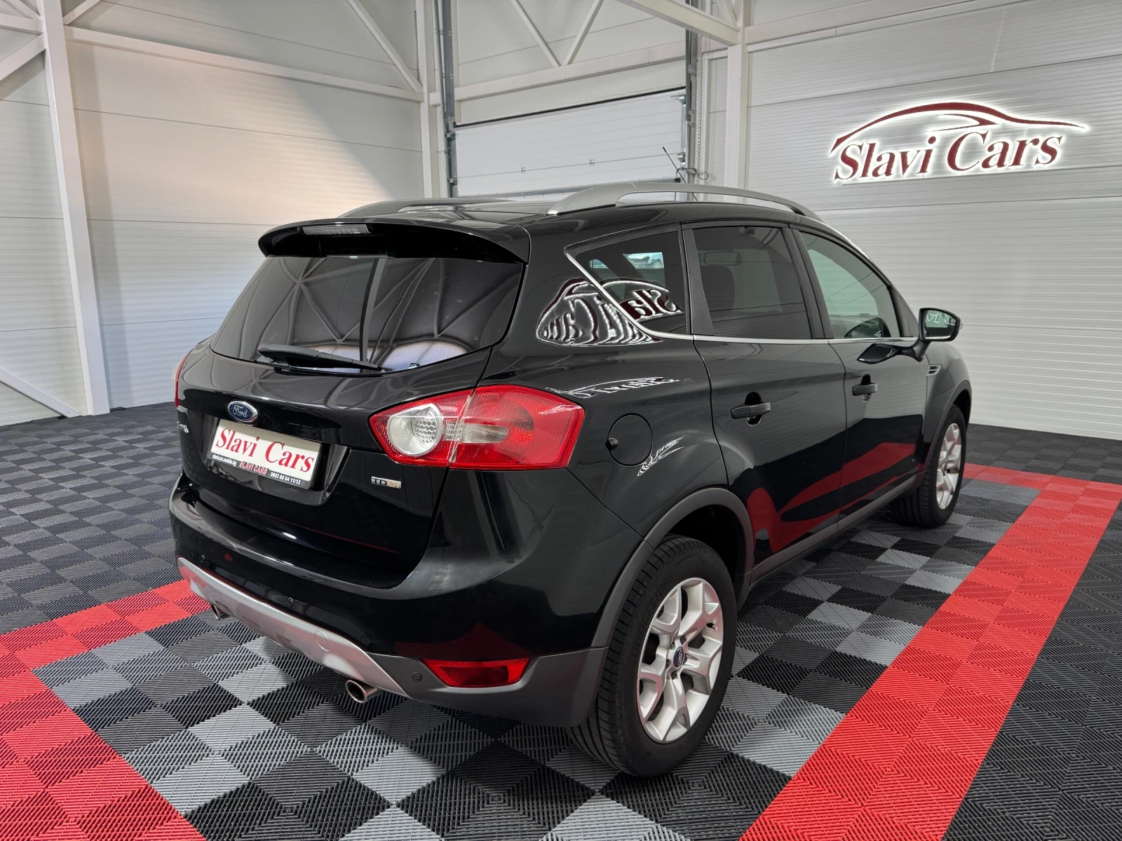 Ford Kuga 2.0 TDCI 163 k.s. 4WD TITANIUM, снимка 6 - Автомобили и джипове - 54736328