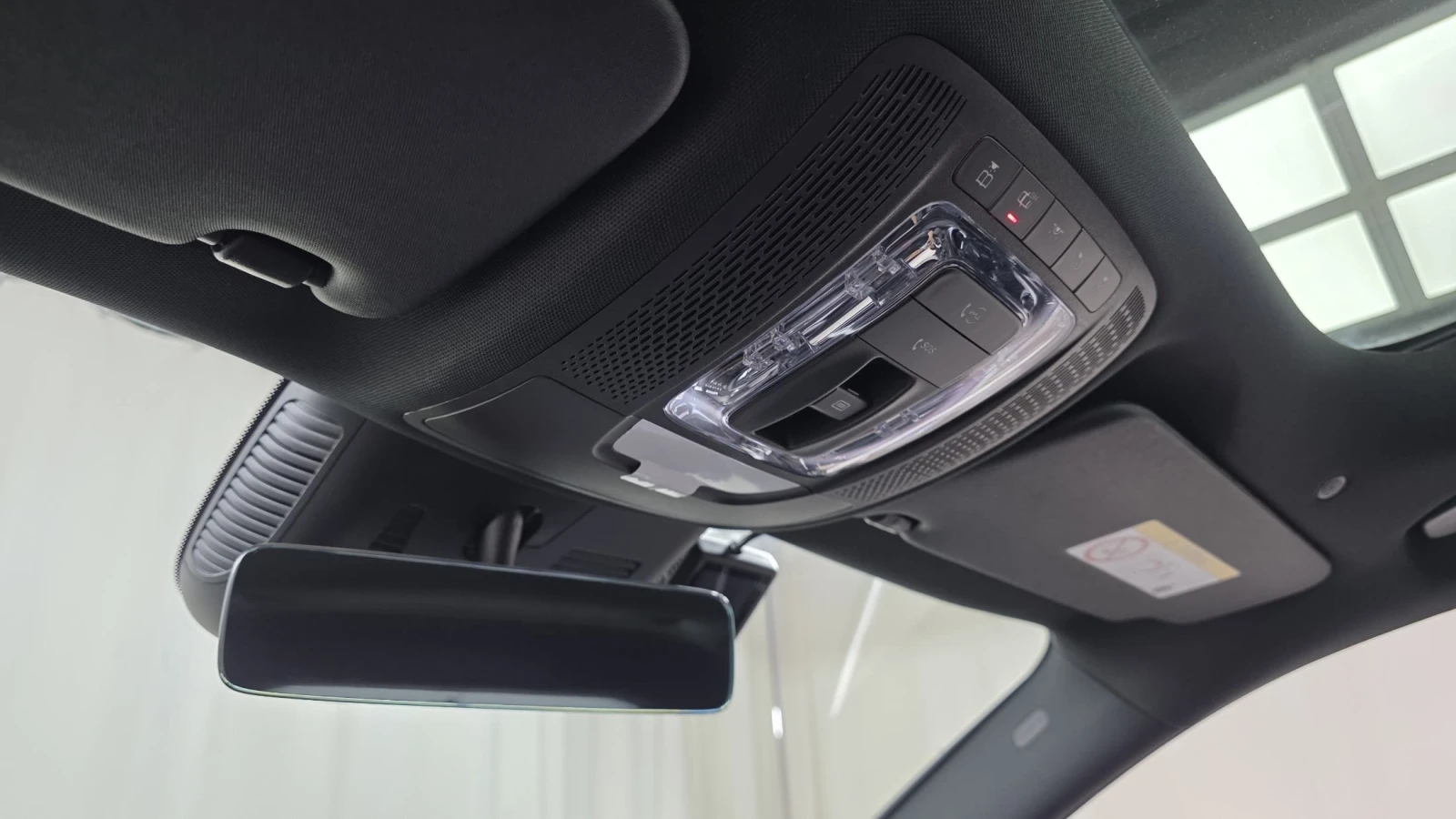Mercedes-Benz EQA EQA250 AMG Line, снимка 13 - Автомобили и джипове - 54870499
