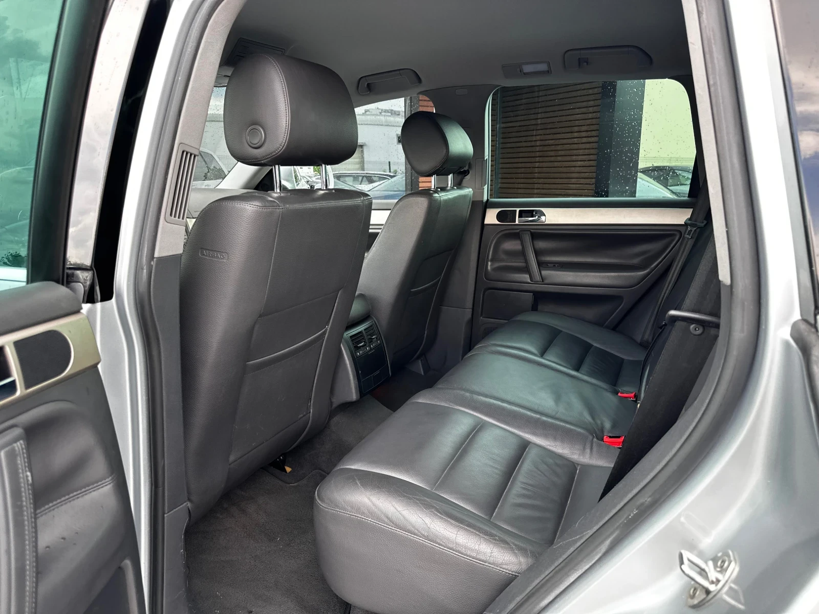 VW Touareg 3.0TDI Пружини 232хил.км Подгряване Offroad, снимка 8 - Автомобили и джипове - 55015620