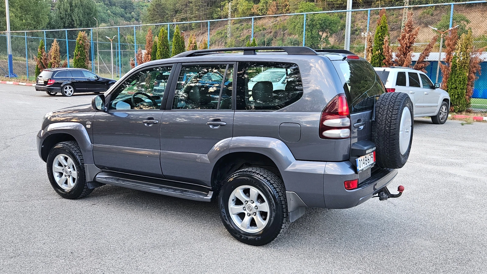 Toyota Land cruiser 3.0 D4D AVTOMAT/KOJA, снимка 4 - Автомобили и джипове - 55936209