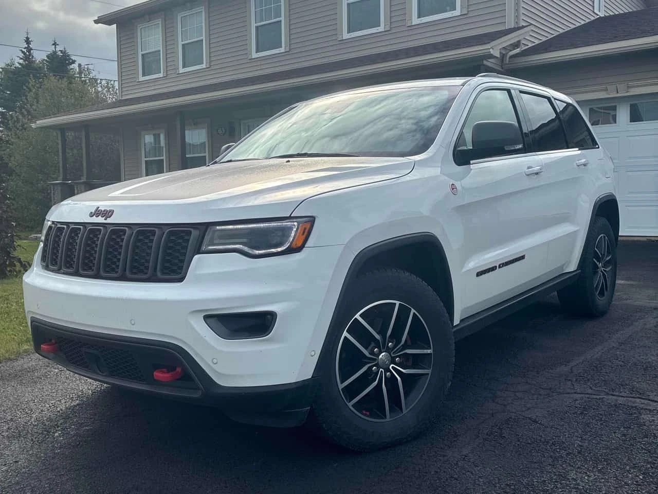 Jeep Grand cherokee Trailhawk | CARFAX | БЕЗ ИНЦИДЕНТИ