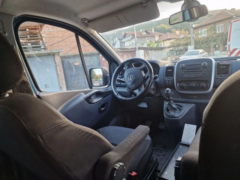 Opel Vivaro 1.6CDTI, снимка 6 - Бусове и автобуси - 48088981