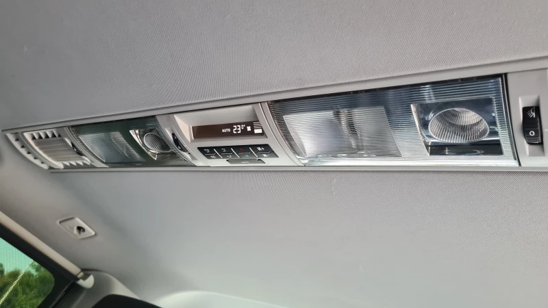 VW Multivan EDITION-25.4x4, снимка 7 - Бусове и автобуси - 51660416