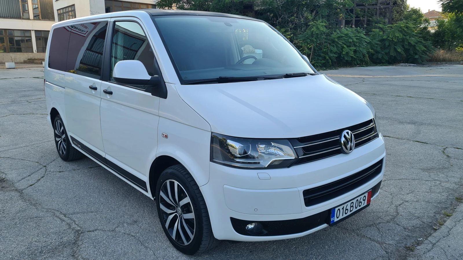 VW Multivan EDITION-25.4x4 | Mobile.bg   13