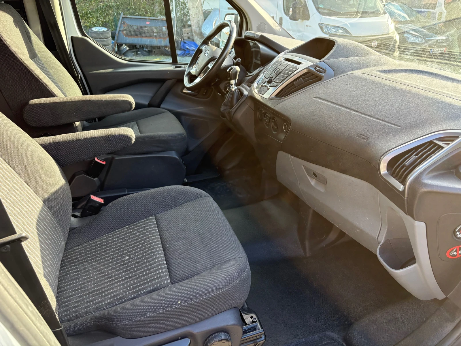 Ford Transit Custom 2.2 155�.�. Euro5 | Mobile.bg � ����������� 12