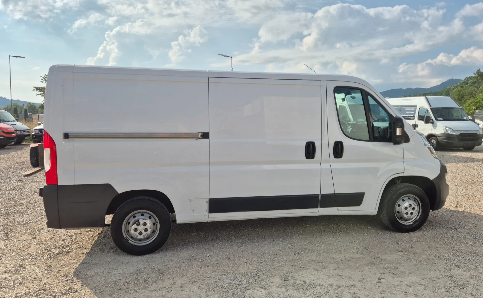 Fiat Ducato 2.3jtd* КЛИМАТИК* ШВЕЙЦАРИЯ* , снимка 4 - Бусове и автобуси - 55320153