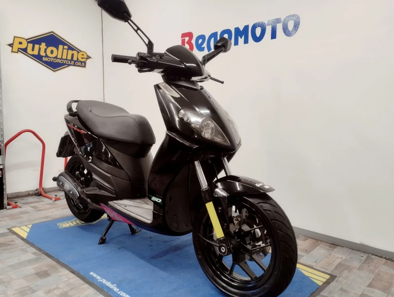 Aprilia 50 Sportcity 49cc., снимка 1 - Мотоциклети и мототехника - 47009959