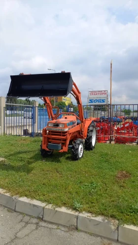 Снимка Трактор Kubota